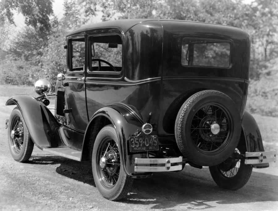  Ford Model A Tudor Sedan 1930 года  (фото 3 из 14)